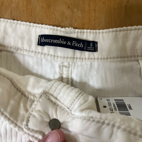 NEW Abercrombie & Fitch Mini Skirt SMALL Ivory Corduroy Button Front Pockets - Picture 4 of 8
